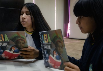 Livro Leia foi adaptado para as línguas originárias A