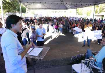 Daniel Vilela acompanha inauguração do Centro de Referência Especializada em Cuidado (CREC), em Goianésia: espaço oferece atendimento gratuito e multiprofissional para crianças e adolescentes com autismo, TDAH, TOD e síndromes raras