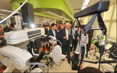 "Oferecemos tratamento que não existe em hospital privado", afirma Daniel Vilela na recepção dos primeiros pacientes do CORA