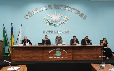 Catalão: Câmara apresenta 17 indicações e aprova projetos sobre saúde, educação e regularização fiscal